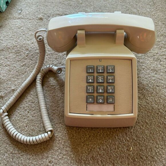 ITT Vintage Beige Touch Tone Phone *Works* - Picture 1 of 10